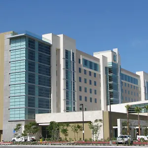 Embassy - Airport 4* Ontario